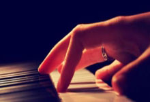 斯洛伐克遭遇惨败，欧预赛出线形势严峻